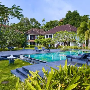 https://deshadan-cliff-and-beach-resort.kerala-hotels.net